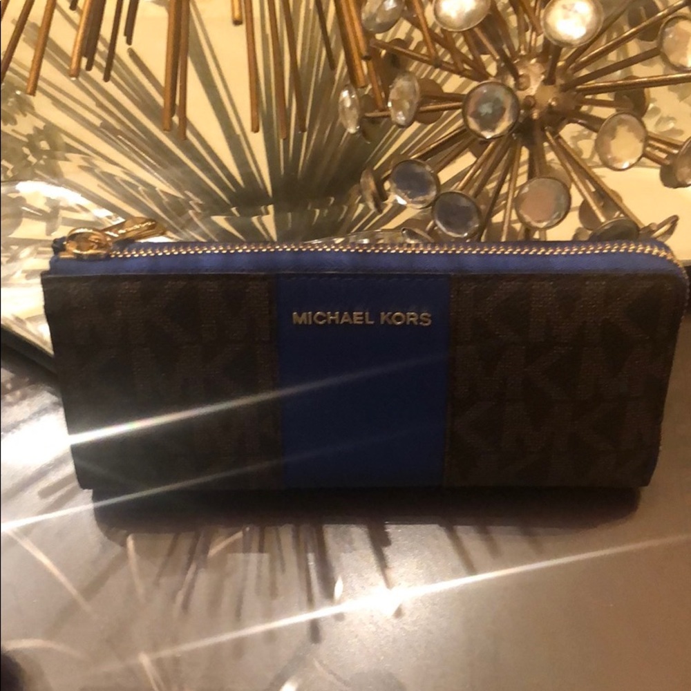 Michael Kors Ciara Satchel Bag/Wallet - Picture 3 of 4